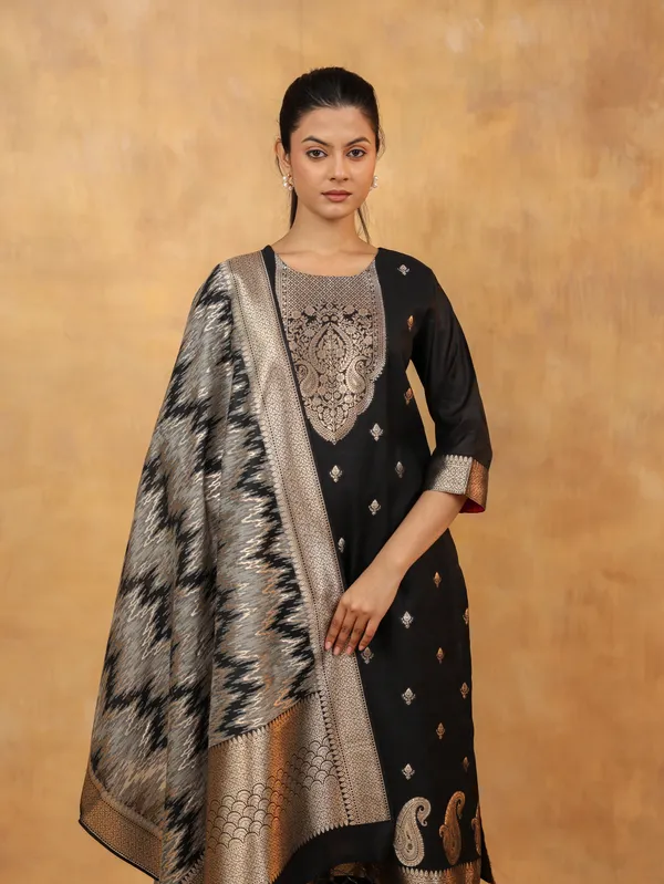 Black_Banarasi_Silk_Salwar_Suit_Set_With_Silver_Zari_Embroidery