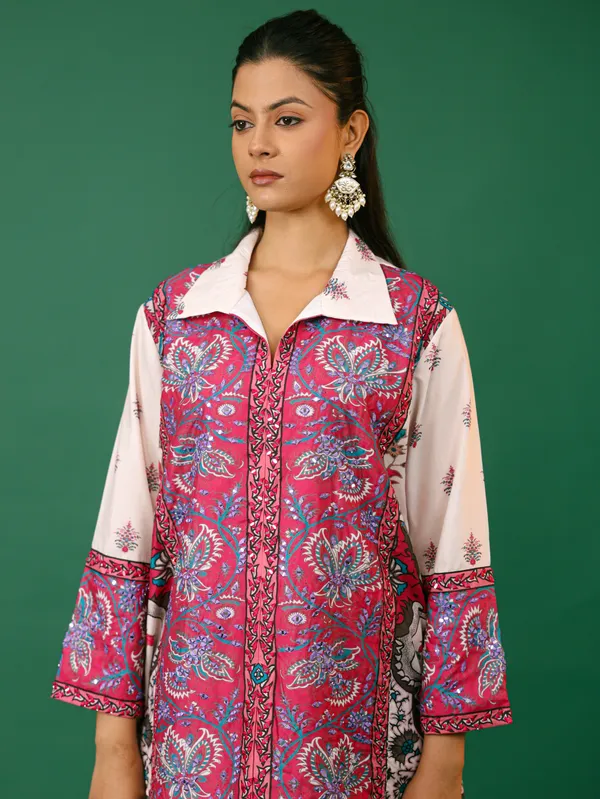 Pink_&_White_Printed_Ethnic_Kurta_Set_With_Embroidered_Pants