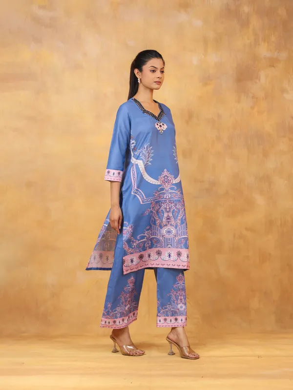 Blue_Floral_Embroidered_Kurti_Set_With_Matching_Pants