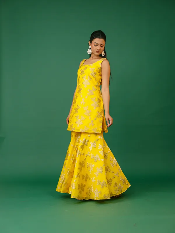 Yellow_Brocade_Kurta_Sharara_Set_With_Floral_Motifs