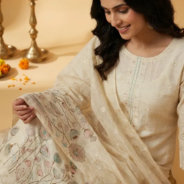 Off_White_Linen_Cotton_Pastel_Floral_Print_Unstitched_Suit_Set_For_Women