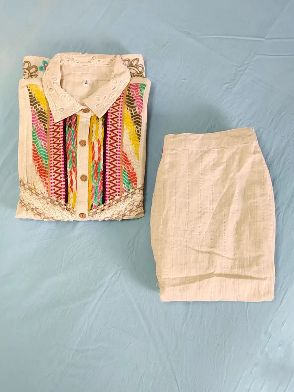 Off_White_Premium_Jute_Cotton_Embroidered_Co-Ord_Set_For_Women