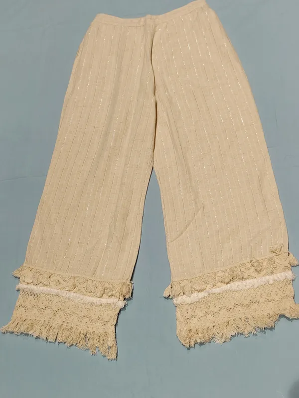 Off_White_Premium_Jute_Cotton_Handcrafted_Co-Ord_Set_For_Women