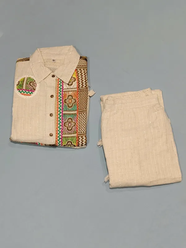 Off_White_Premium_Jute_Cotton_Handcrafted_Co-Ord_Set_For_Women