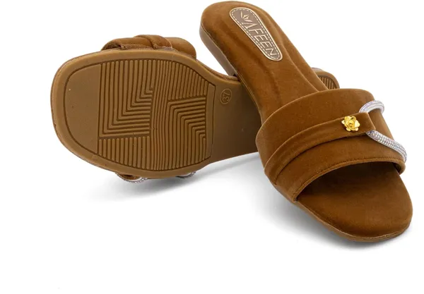 Trendy_Women_Slip_On_Flat_Sandals_With_Triple_Strap_Design_Comfortable_Everyday_Footwear_For_Casual_Party_Office_Wear_Lightweight_Stylish_Slides_For_Woman_Girls