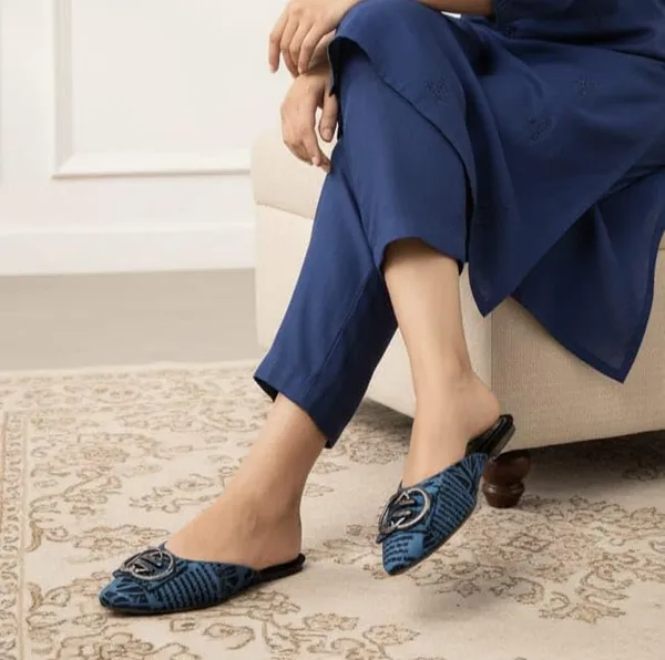 Women_S_Pointed_Toe_Mules_Navy_Blue_With_Black_Pattern_Metal_Buckle_Detail_Low_Heel_Slip_On