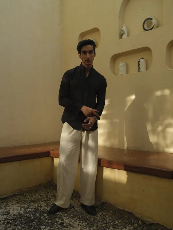 Black_Bamboo_Linen_Shirt_For_Men