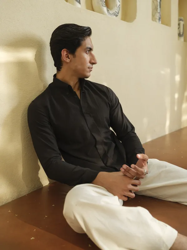 Black_Bamboo_Linen_Shirt_For_Men