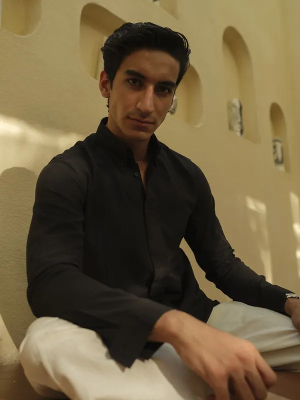 Black_Bamboo_Linen_Shirt_For_Men
