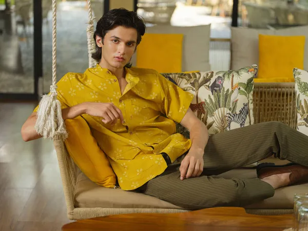 Yellow_Bamboo_Linen_Shirt_For_Men