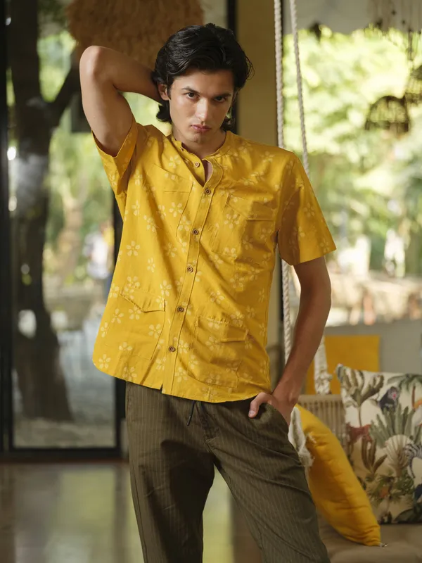 Yellow_Bamboo_Linen_Shirt_For_Men