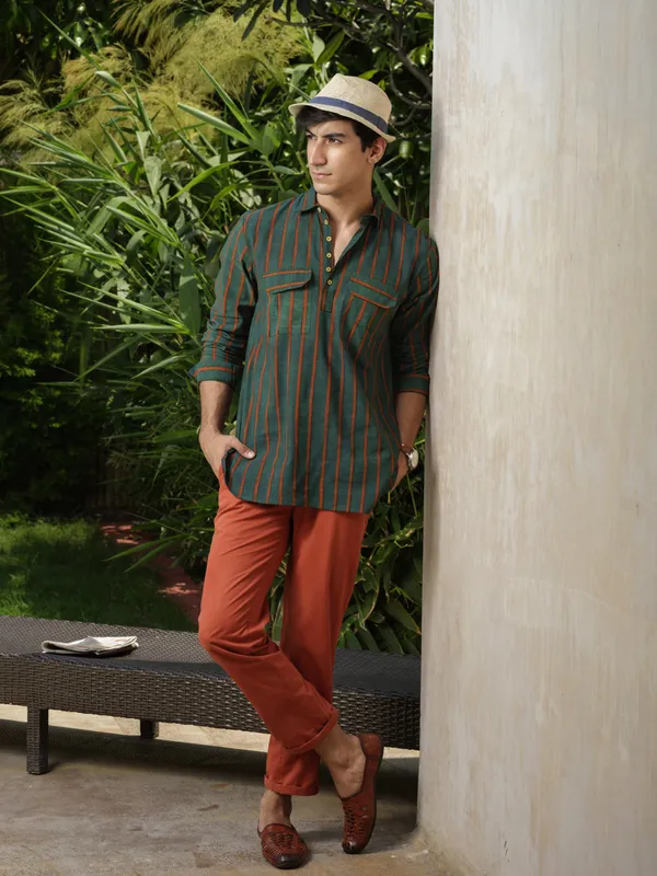Blue_And_Red_Bamboo_Linen_Kurta_For_Men