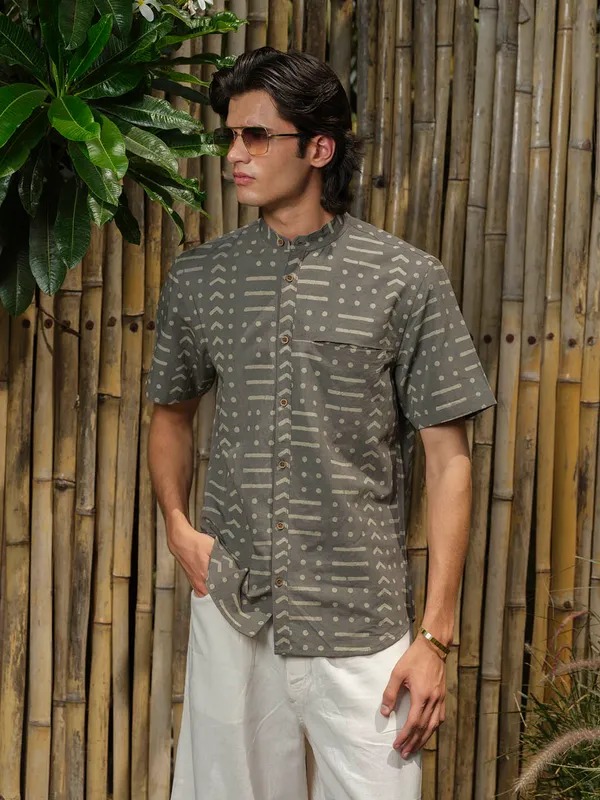 Lite_Brown_Bamboo_Linen_Shirt_For_Men