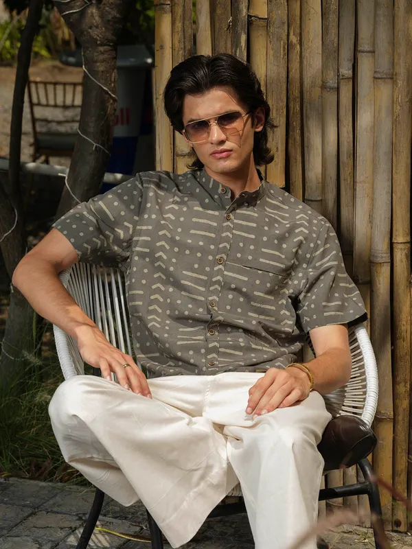 Lite_Brown_Bamboo_Linen_Shirt_For_Men