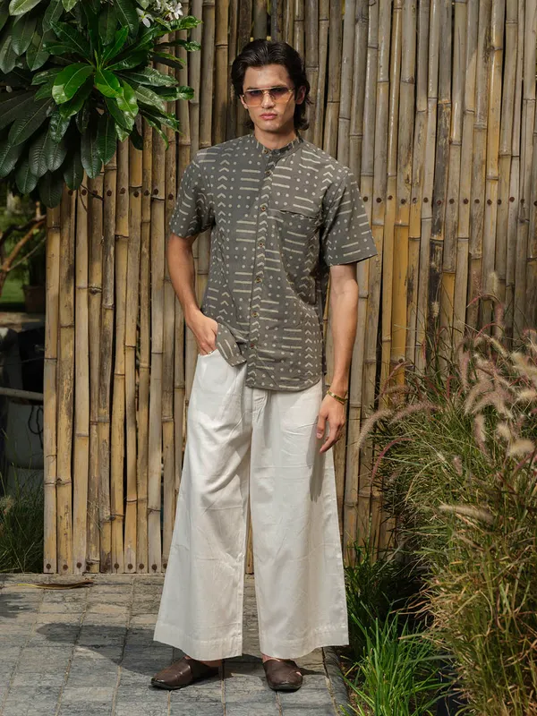 Lite_Brown_Bamboo_Linen_Shirt_For_Men