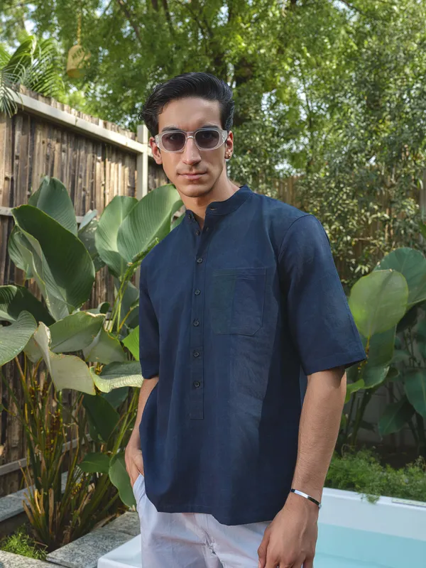 Blue_Bamboo_Linen_Kurta_For_Men