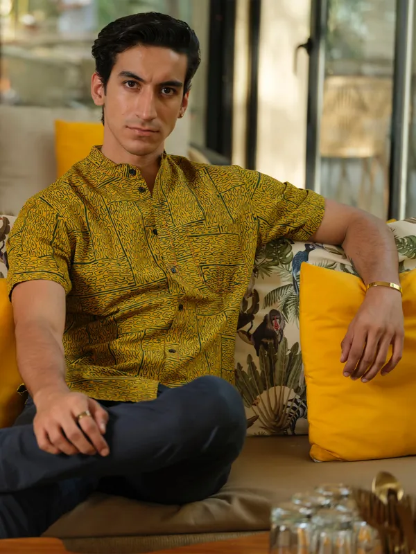 Yellow_Bamboo_Linen_Shirt_For_Men