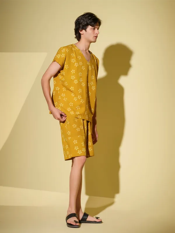 Yellow_Bamboo_Linen_Co_Ord_Set_For_Men