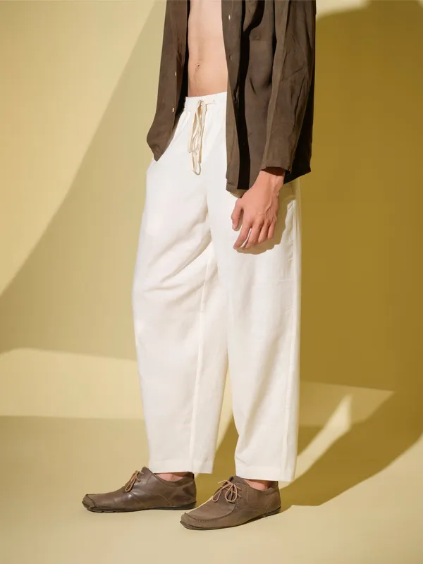 White_kala_Cotton_Pant_For_Men