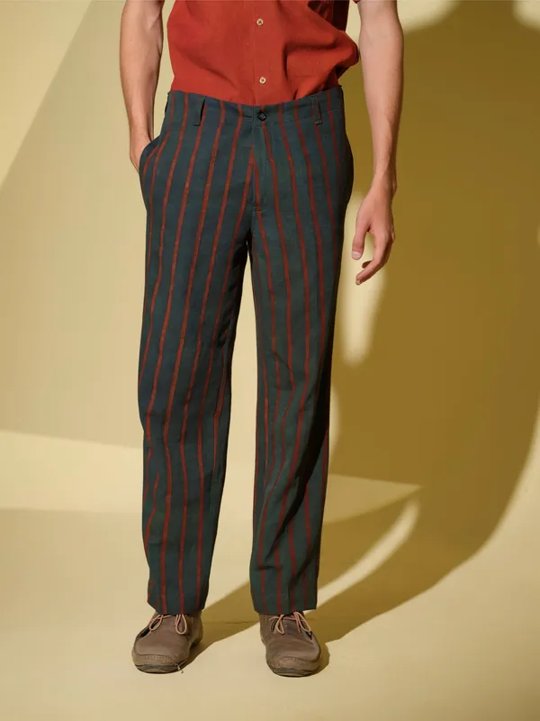 Black_And_Red_Bamboo_Linen_Pant_For_Men