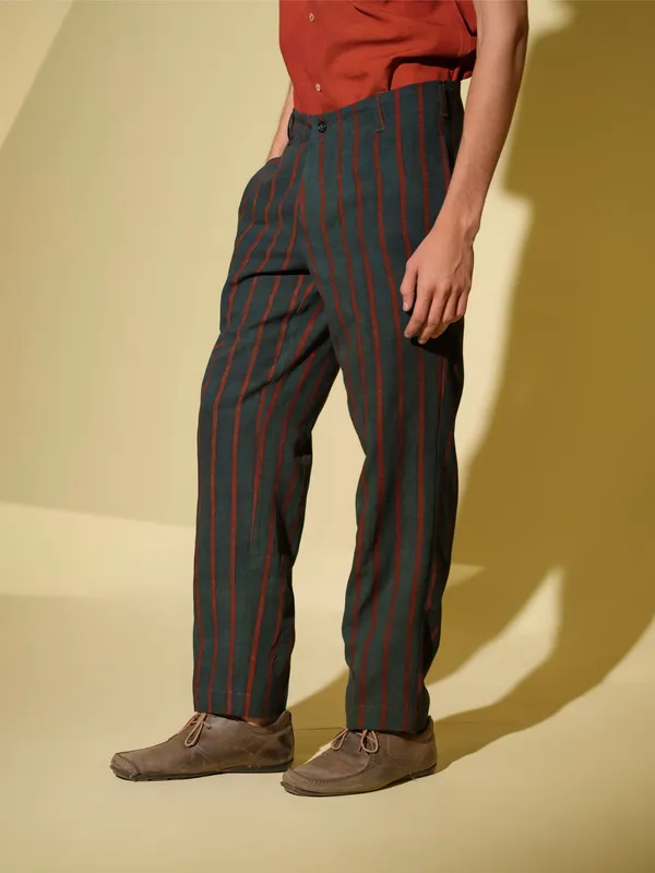 Black_And_Red_Bamboo_Linen_Pant_For_Men