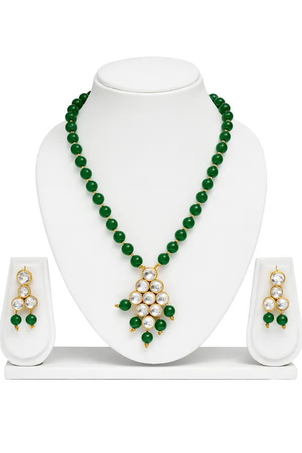 Exquisite_Green_Beaded_Jewellery_Set