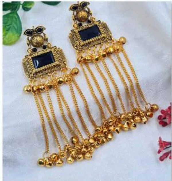 Gold_Plated_Chain_Tassel_Earrings_|_Temple_Jewellery_Black_Stone_Peacock_Motif_Ghungroo_Dangler