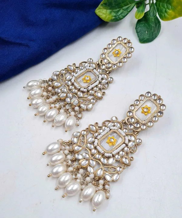 ALLOY_METAL_Kundan_Mirror_Pearl_Chandelier_Earings