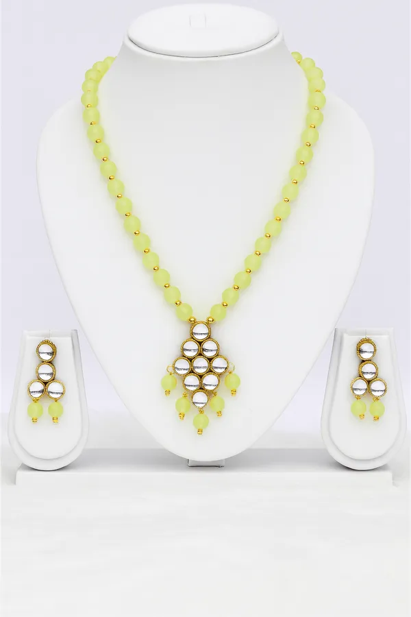 Graceful_Yellow_Silver_Beaded_Jewellery_Set