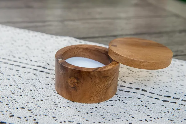 Wooden_Salt_Box_With_Magnetic_Swivel_Lid_And_Spoon