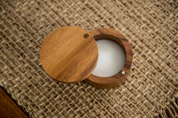 Wooden_Salt_Box_With_Magnetic_Swivel_Lid_And_Spoon