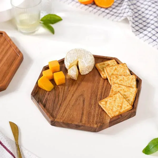 Brown_Serving_Platter_Made_Of_Teak_Wood