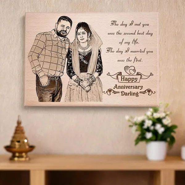 Customizable_Couple_Photo_Engraved_On_Wood_Frame_For_1St_Anniversary