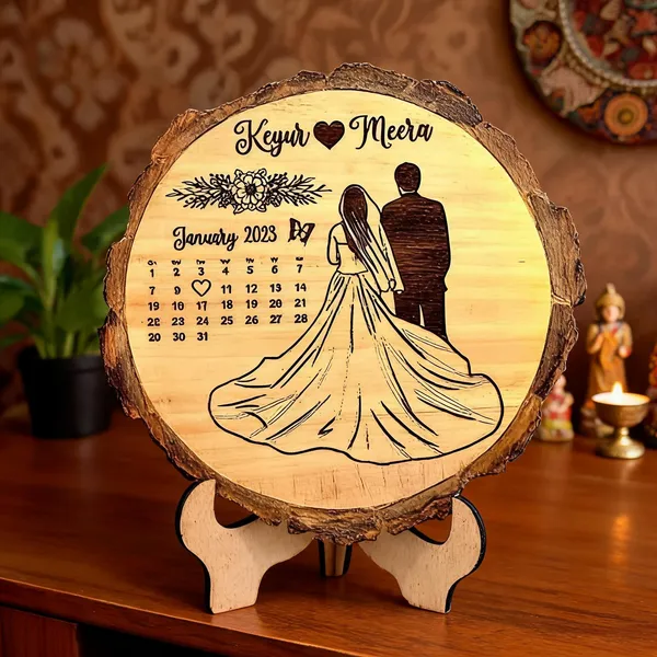 Couple_Silhouette_Anniversary_Frame_For_Wedding_Gift