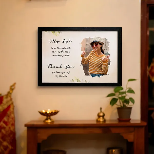 Customizable_Office_Moments_Frame_For_Gift_For_Colleagues_|_Engraved_On_Wood