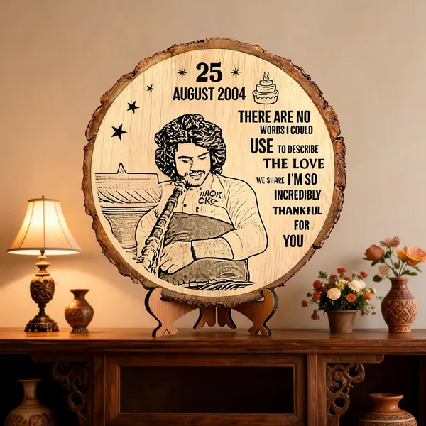 Customizable_Engraved_On_Wood_Photo_Frame_Round_Shape