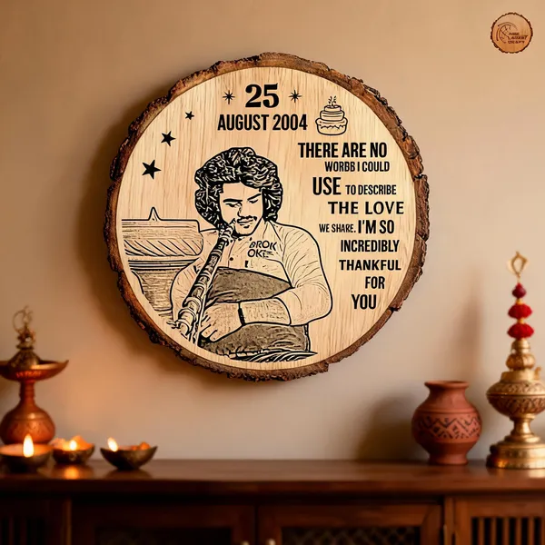 Customizable_Engraved_On_Wood_Photo_Frame_Round_Shape