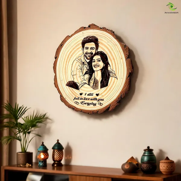 Customizable_Engraved_On_Wood_Photo_Frame_Round_Shape
