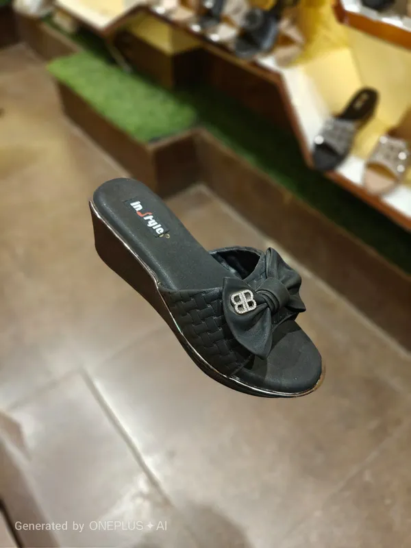 Women's_Black_Wedge_Heel_Slippers_With_Bow_Detail
