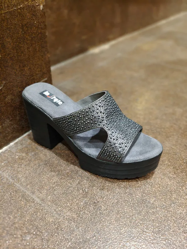 Trendy_Grey_Embellished_Block_Heel_Sandals_For_Women