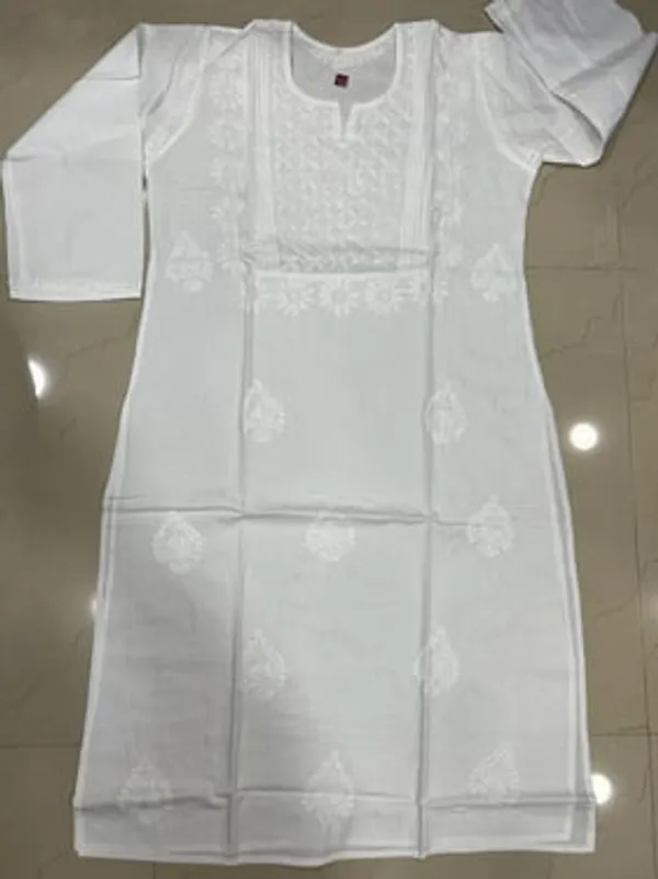 Pristine_White_Cotton_Lucknowi_Kurti
