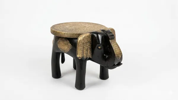 Black_And_Brass_Wood_And_Brass_Premium_Table_And_Seaters_For_Home_Decor