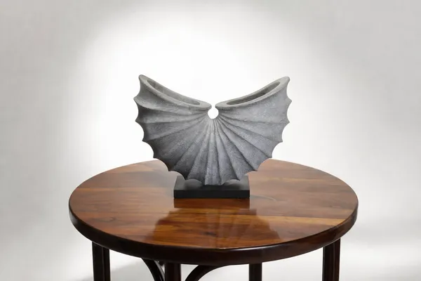 Grey_Wooden_Premium_Show_Pieces_And_Vase_For_Home_Decor