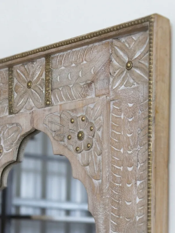 White_Wooden_Premium_Jarokha_And_Frames_For_Home_Decor