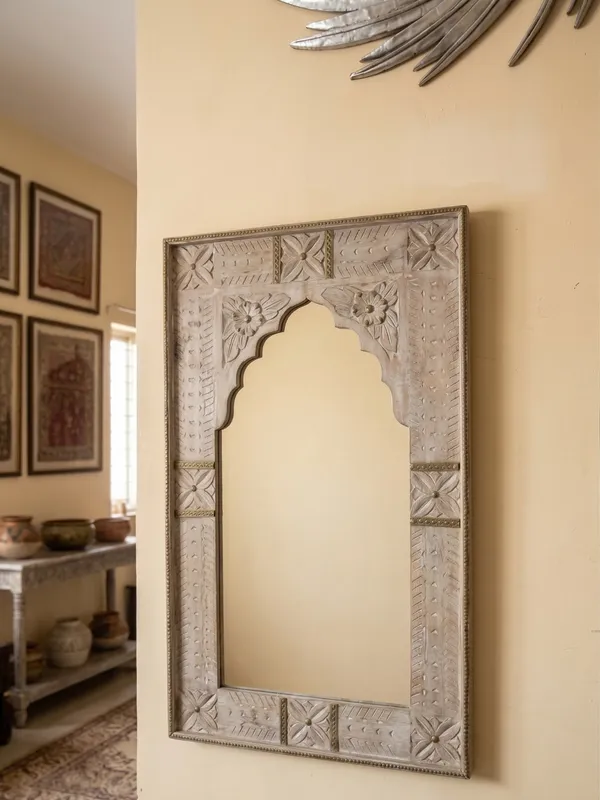 White_Wooden_Premium_Jarokha_And_Frames_For_Home_Decor