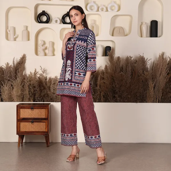 Blue_and_Maroon_Chikan_Co-ord_Set