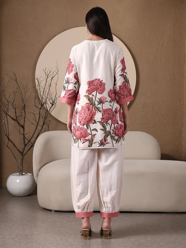 Floral_Printed_Co-ord_Set_-_White_And_Pink