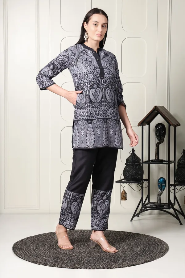 Black_And_White_Paisley_Printed_Co-ord_Set