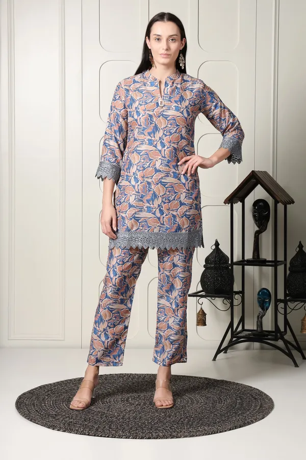 Women's_Floral_Printed_Co-ord_Set_With_Lace_Detailing_-_Blue_And_Peach