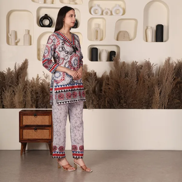 Geometrical_Print_V-Neck_Chikan_Co-ord_Set